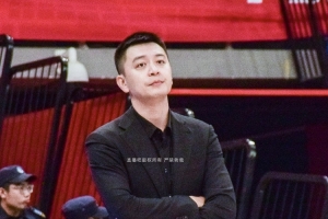 kaiyun.com-杨鸣：因为伤病&amp;外援的原因边打边磨合 现在慢慢调整到最佳