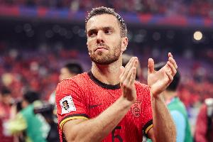 开云体育-津媒：黄政宇首发+王大雷失误，国足挖坑太大必须吸取慢热教训