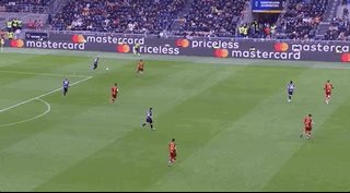 两翼齐飞成取胜关键，小因给穆帅上了一节战术课